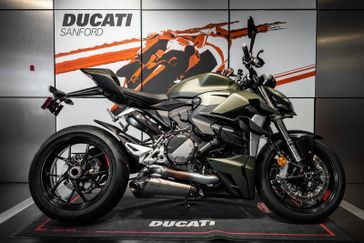 2024 Ducati Streetfighter V2 