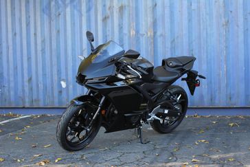 2025 Yamaha YZF R3 