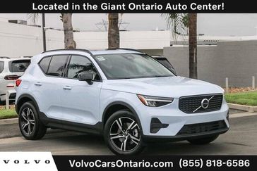 New 2026 Volvo XC40 B5 Core