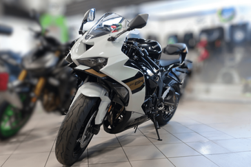 New 2026 Kawasaki Ninja ZX 6R Base 