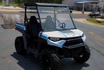 2022 POLARIS RANGER 150 EFI WHITE LIGHTNING AND SKY BLUE 