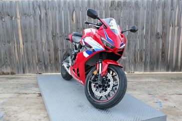 USED 2024 HONDA CBR650R ABS 