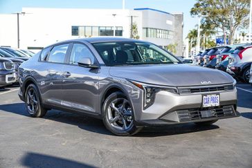 New 2026 Kia K4 LXS