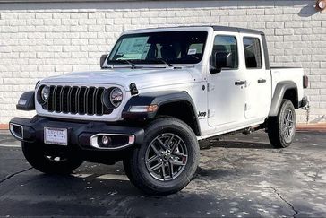 New 2026 Jeep Gladiator Sport S