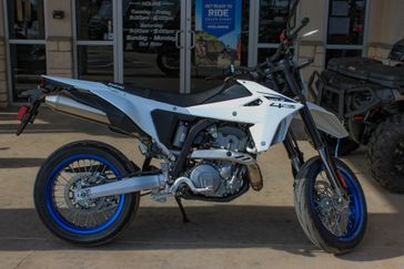 NEW 2025 SUZUKI DRZ4SM 