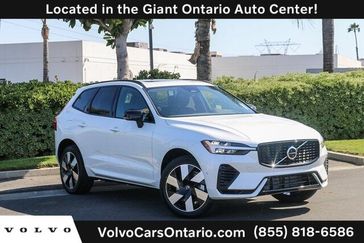 2025 Volvo XC60 Plug-In Hybrid T8 Plus