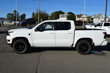 GLACIER WHITE