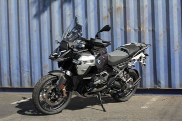 BLACK STORM METALLIC
