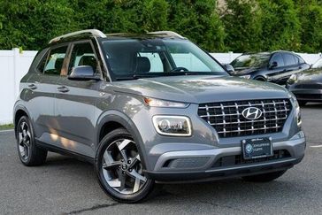 Used 2022 Hyundai Venue Limited