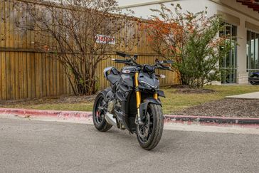 USED 2023 DUCATI STREETFIGHTER V4 