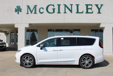 New 2026 Chrysler Pacifica Pinnacle