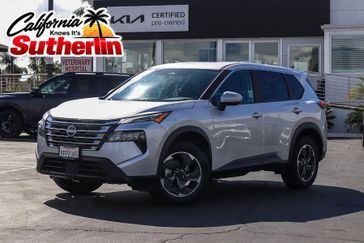 Used 2025 Nissan Rogue SV