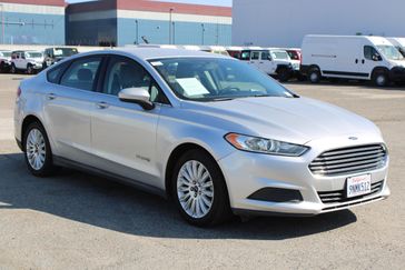 2014 Ford Fusion Hybrid S