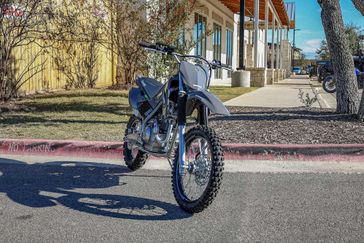 2025 Kawasaki KLX140R BATTLE GRAY