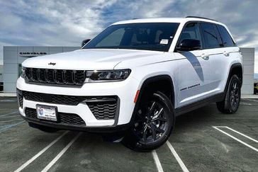 New 2027 Jeep Grand Cherokee Laredo Altitude