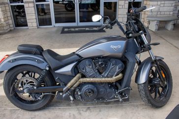 USED 2017 VICTORY OCTANE 