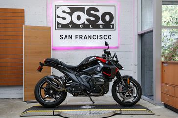 2026 BMW R 1300 R