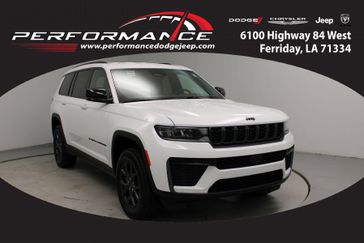 New 2027 Jeep Grand Cherokee L Laredo Altitude 4x2