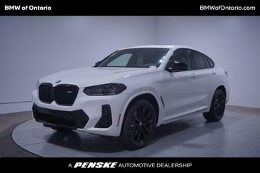 2025 BMW X4 M40i