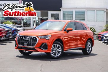 Used 2025 Audi Q3 Premium