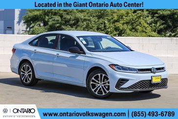 New 2025 Volkswagen Jetta 1.5T Sport