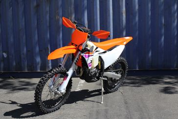 2024 KTM 450 XC-F  in a ORANGE exterior color. SoSo Cycles 877-344-5251 sosocycles.com 