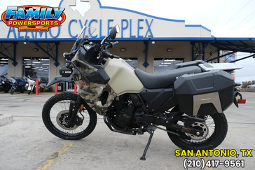 2025 Kawasaki KLR 650 ADVENTURE ABS CYPHER CAMO TAN AND METALLIC MATTE CARBON GRAY