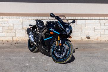 2024 Suzuki GSXR1000 METALLIC MATTE BLACK NO 2 AND GLASS SPARKLE BLACK