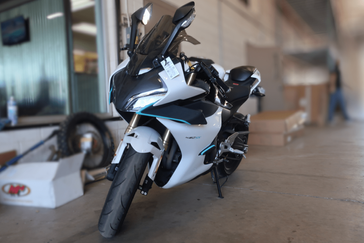 Used 2024 CFMOTO 450SS 