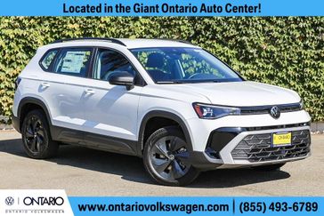 New 2025 Volkswagen Taos 1.5T S