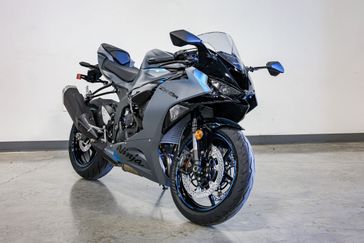 2025 Kawasaki NINJA ZX6R ABS METALLIC MATTE DARK GRAY AND EBONY