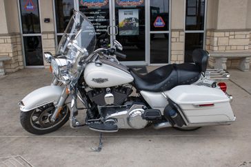 USED 2015 HARLEY ROAD KING BASE 