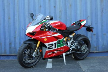 BAYLISS LIVERY
