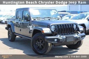 2021 Jeep Gladiator Willys
