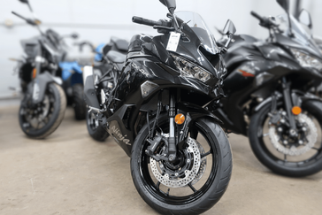 New 2026 Kawasaki Ninja ZX 4R ABS 