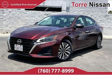 Used 2024 Nissan Altima 2.5 SV