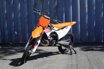 2024 KTM 125 SX  in a ORANGE exterior color. SoSo Cycles 877-344-5251 sosocycles.com 