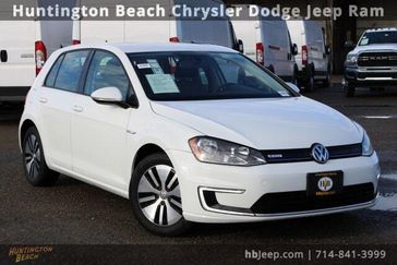 2016 Volkswagen e-Golf SE