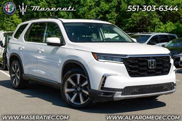 Used 2025 Honda Pilot Elite
