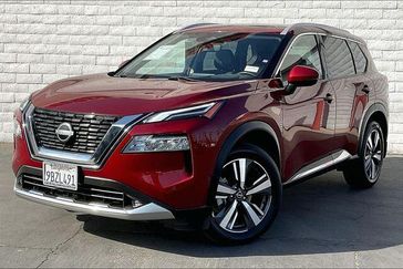Used 2022 Nissan Rogue Platinum