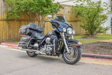 USED 2010 HARLEY ELECTRA GLIDE ULTRA CLASSIC 