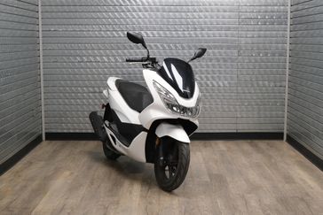 USED 2018 HONDA PCX 150 