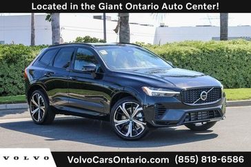 2025 Volvo XC60 Plug-In Hybrid T8 Ultra