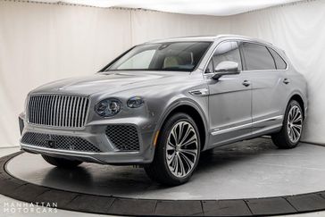 2024 Bentley Bentayga EWB V8