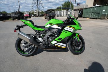 2025 KAWASAKI NINJA ZX4RR ABS KRT EDITION ABS LIME GREEN AND EBONY AND PEARL BLIZZARD WHITE