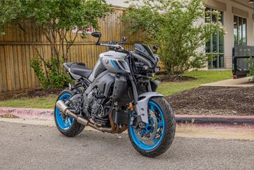 USED 2025 YAMAHA MT-10 