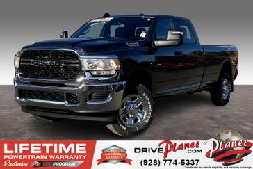 2024 RAM 2500 Tradesman Crew Cab 4x4 8' Box