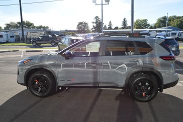 BOULDER GRAY