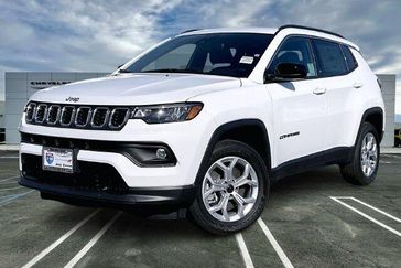 New 2026 Jeep Compass Latitude 4x4