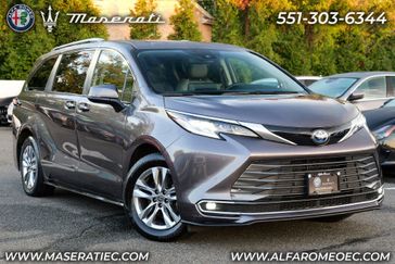 Used 2023 Toyota Sienna Limited